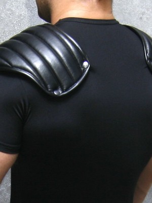 Maskulo Men's Fetish T-Shirt Spandex Shoulder Pads Black